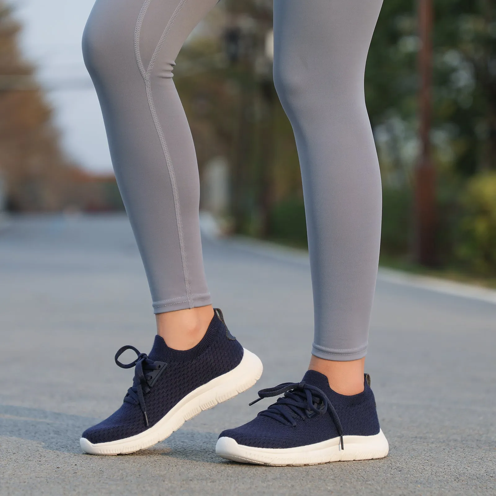 STQ Tennis Shoes Womens Slip on Walking Sneakers for Gym Workout